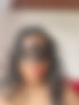 Ruvi_Queen Pertunjukan Webcam