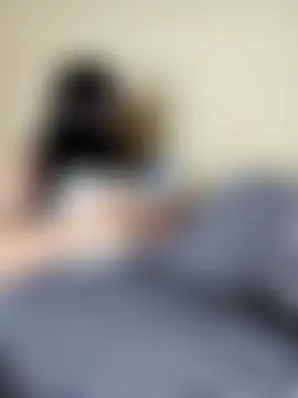 Show modela LONA-_- na web-kameri