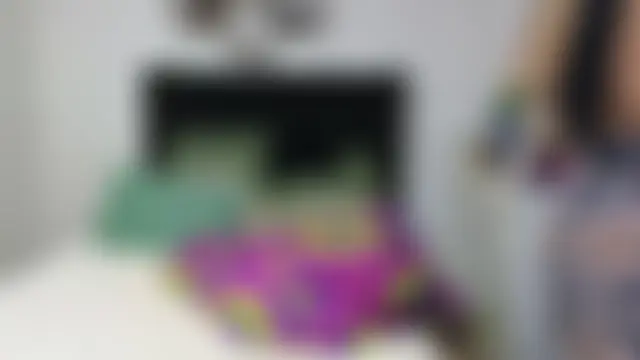 Chat +18 de charlotte_077 ao vivo