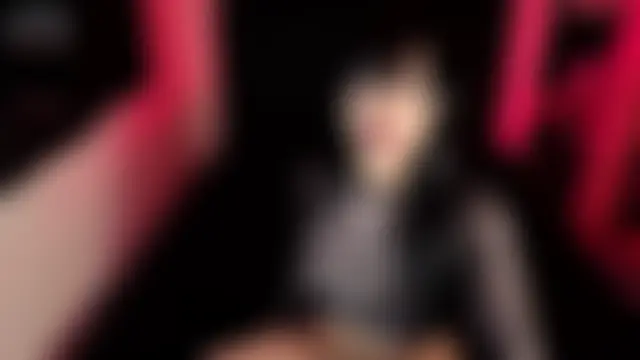 DarkAndTenderGirl: διαδικτυακό σόου στην κάμερα