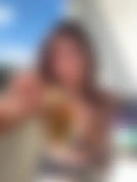 Lalla_Amani: διαδικτυακό σόου στην κάμερα