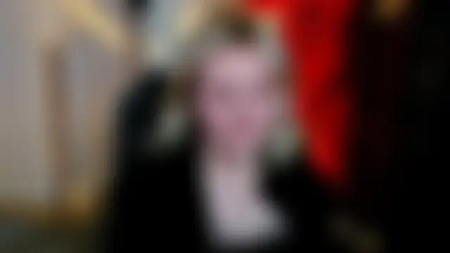 دردشة KathyBriggs الجنسية المباشرة