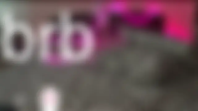 Pertunjukan Kamera Web SamanthaLA