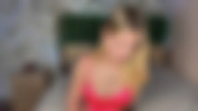 Karina_vibe: διαδικτυακό σόου στην κάμερα