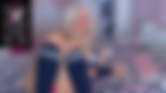 Pokazy przed kamerką – mooncandygirl