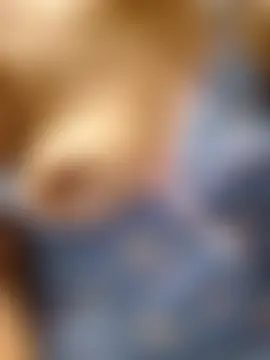 Emi_hot1 Webcam show