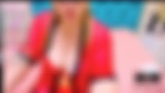 Nayla_Garnern Webbikameraesitys