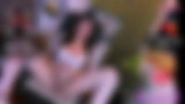 HugeSurpriseLianeTs Webcam Show