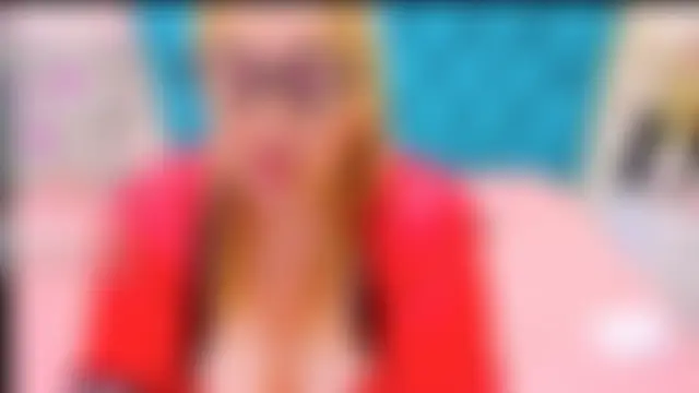 Nayla_Garnern Webbikameraesitys