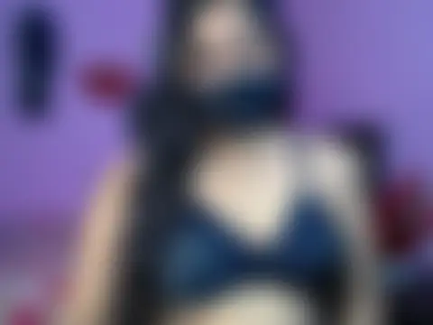 Maiya_Amber Show in webcam