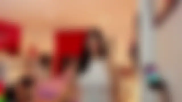 Sarah_teiku élő XXX-chatje