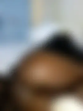 SquirtQueen16 网络视讯表演