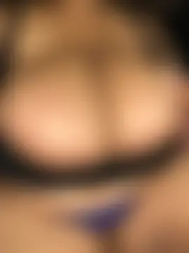 BlessingsXO: вебкам-шоу