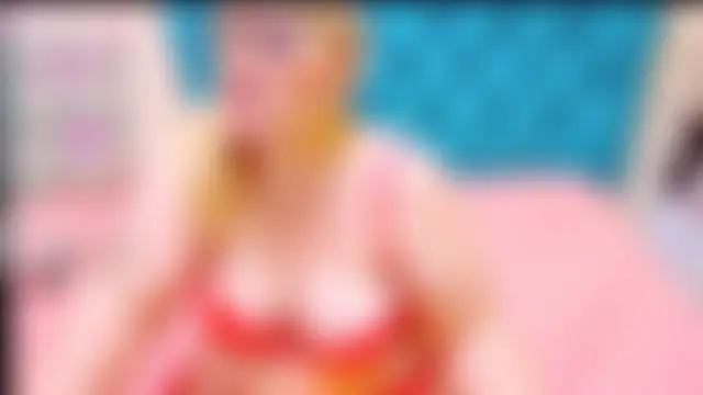 Nayla_Garnern Webbikameraesitys