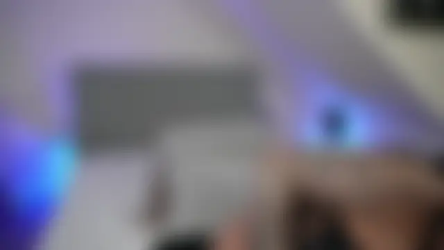 hotmilfbitch Show in webcam