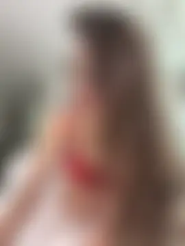 _ViktoriaGrand_: διαδικτυακό σόου στην κάμερα