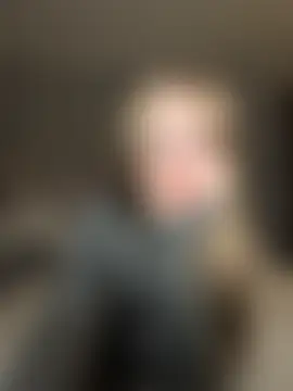 KayShaw: διαδικτυακό σόου στην κάμερα