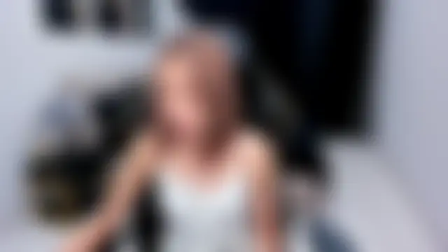 EllaCurtis Chat XXX in diretta