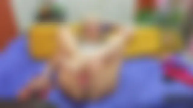 Pokazy przed kamerką – FlirtyMary