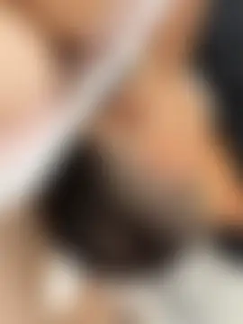 qwe522522 élő XXX-chatje