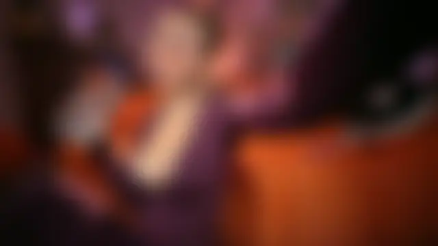 GennaJames – Kamerová šou