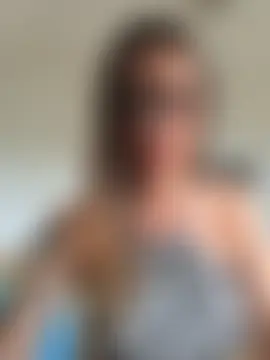 Klamsine: διαδικτυακό σόου στην κάμερα