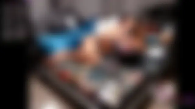 Pertunjukan Kamera Web RylReese