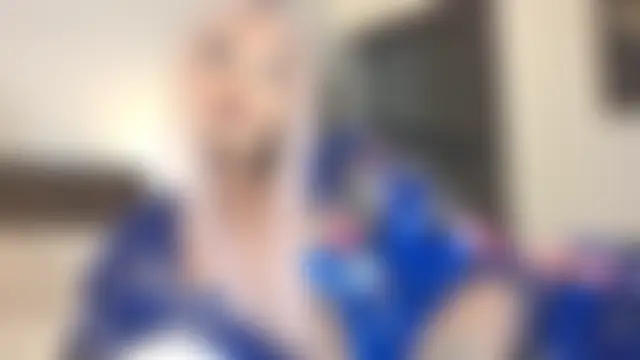 Pertunjukan Kamera Web Verabangz