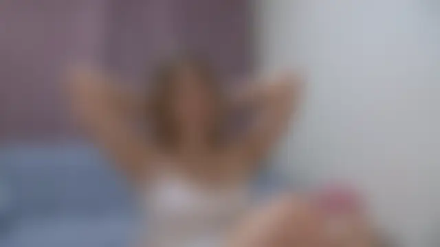 CasandraMarc: διαδικτυακό σόου στην κάμερα