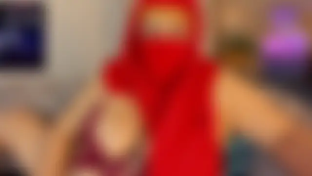 Pertunjukan Kamera Web _Azahaaraa_