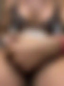 Sweets_Keylin18n Webbikameraesitys