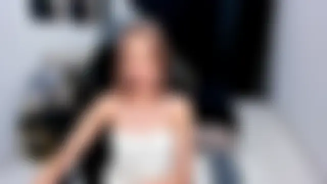 EllaCurtis 即時 XXX 聊天