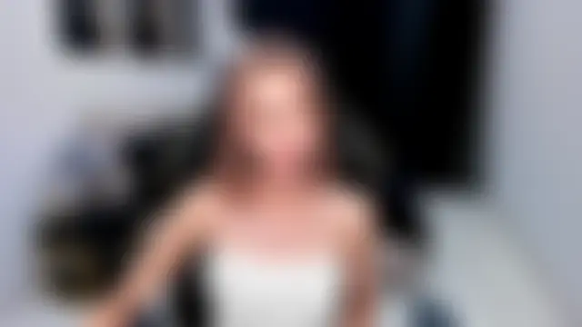 EllaCurtis' Live XXX Chat