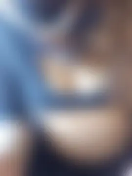 Isa363636: διαδικτυακό σόου στην κάμερα