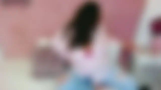 Pokazy przed kamerką – JudithCombs