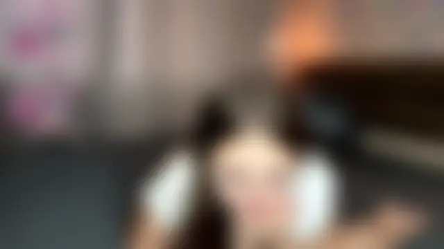 LoraDavi's Live Chat Room