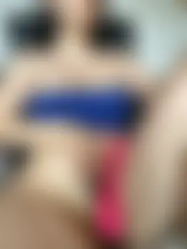 NattCastillo's Live XXX Chat