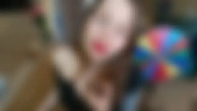 Chat XXX en directo de ReginaSparkle