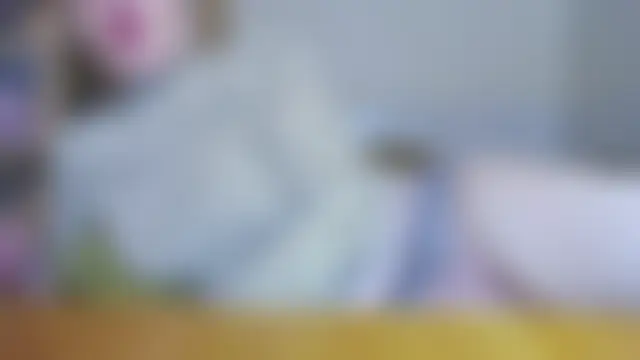 MadamBombShell Show in webcam