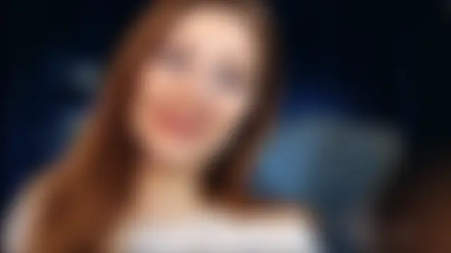 MissBeverlyMills: онлайн-секс-чат