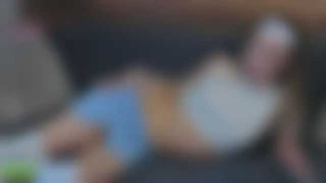 EmilieLong's Live XXX Chat