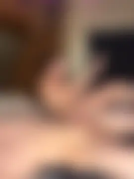 chellerayy webkamerás műsora