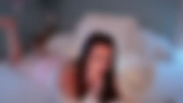 WickedWifeXO's Live Chat Room