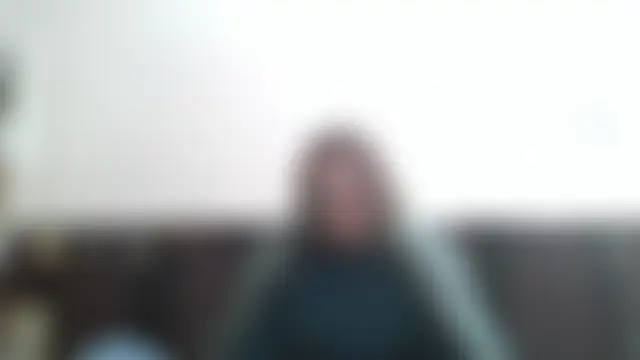 Pertunjukan Kamera Web AnnaLive570