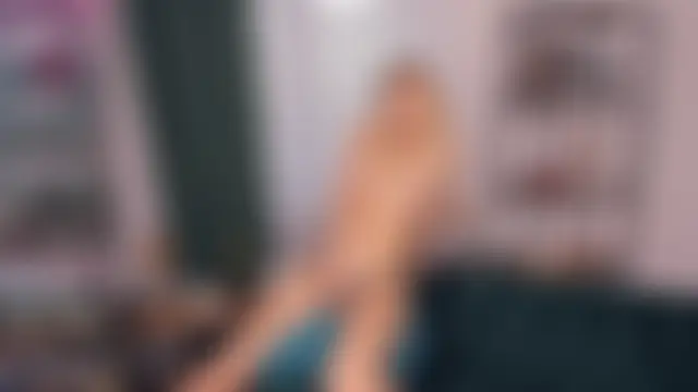 InesPiek webcam show