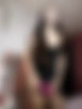 Camilatinass_'s Live XXX Chat