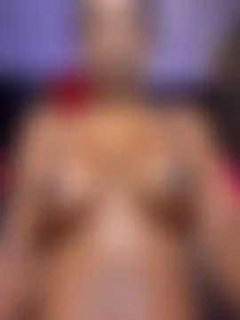 CocoaLuxeXXX webcam show