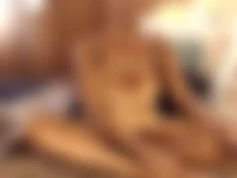 LONGBLKCLIT36's Live XXX Chat