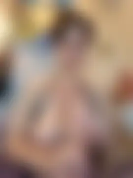 lucillabollente: διαδικτυακό σόου στην κάμερα