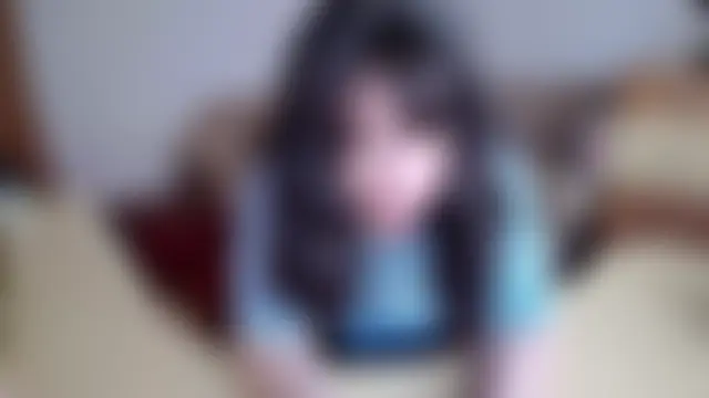 Pertunjukan Kamera Web Lucretia_Goldi_